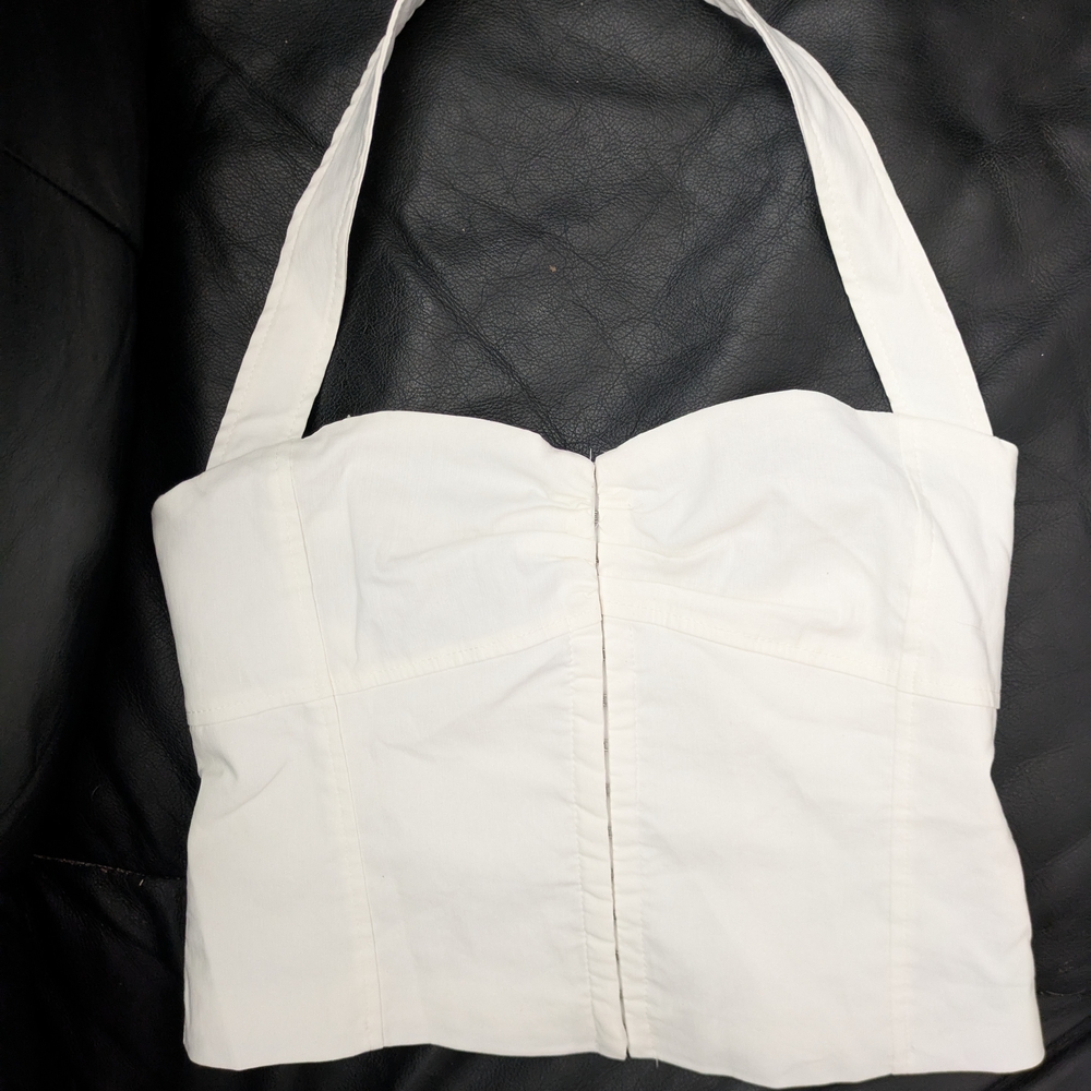 Zara White Crop Top Minimalist Design